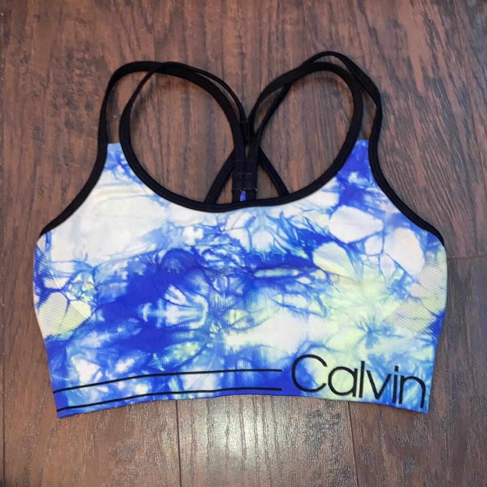 calvin klein sports bra  size medium